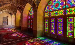 Mezquita_de_Nasirolmolk_Shiraz_Iran_2016-09-24_DD_66-68_HDR-780x470.jpg